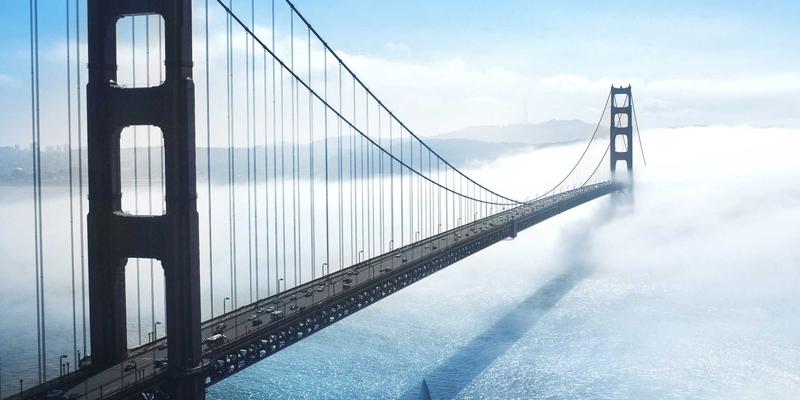 骑上小电驴,解锁绿城新玩法!南宁电动车出行全指南:上牌、充电与宝藏路线